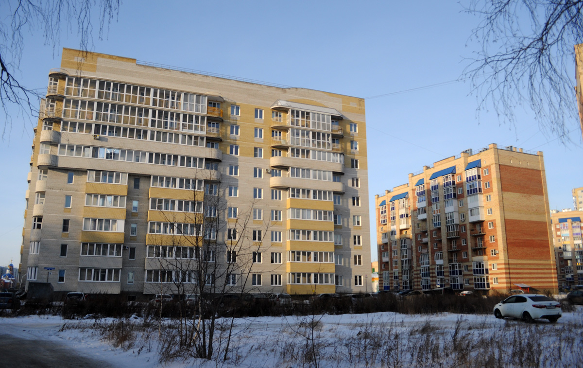 Омск, Улица Архиепископа Сильвестра, 9; Светловская улица, 12