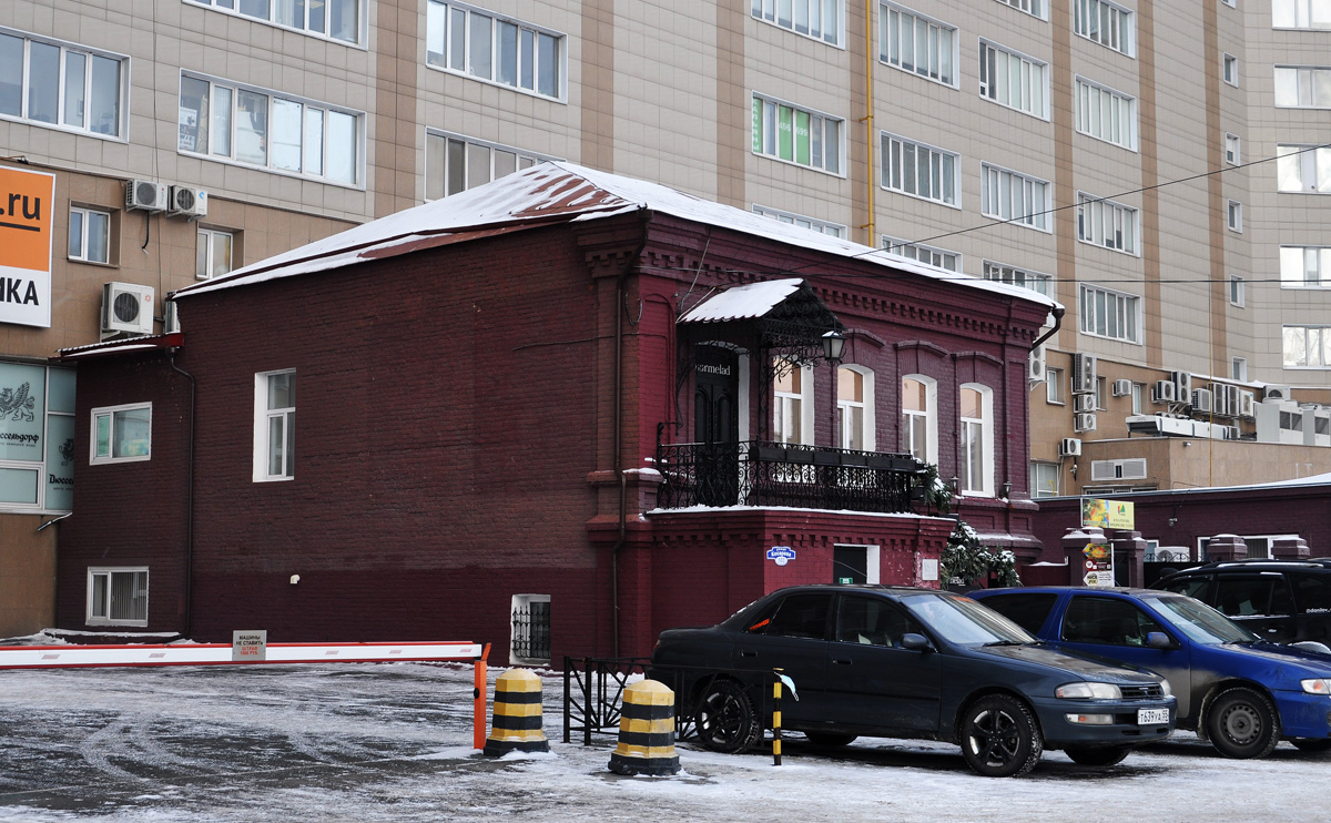 Омск, Улица Косарева, 103