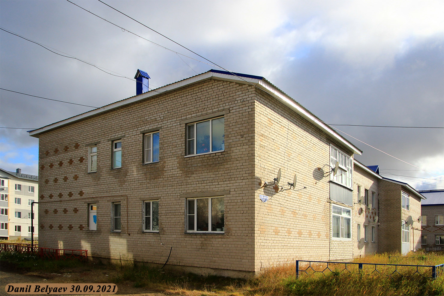 Искателей, Улица Поморская, 10