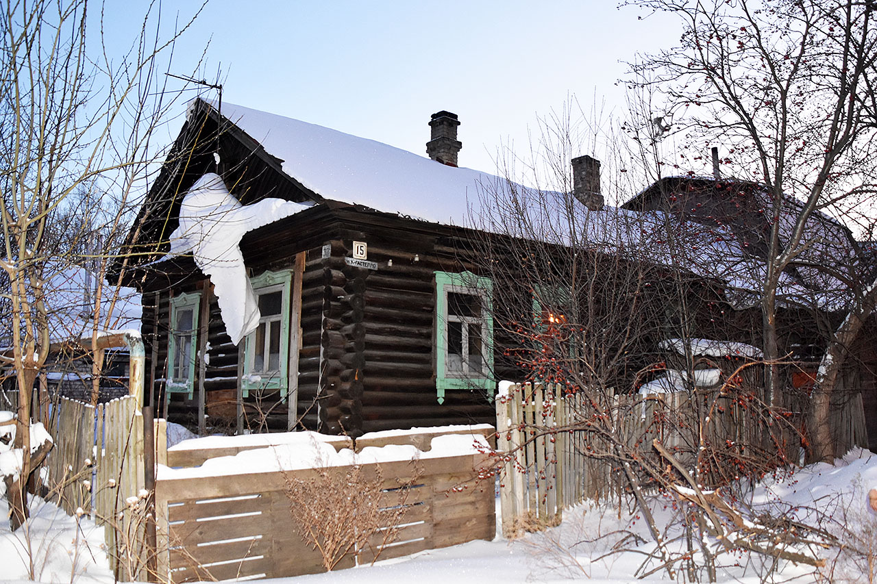 Пермь, Улица Гастелло, 15​ / Улица Левченко, 32