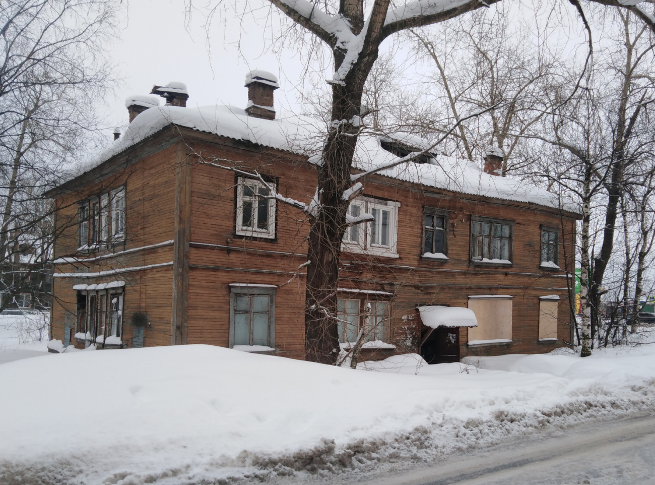 Archangelsk, Московский проспект, 8 / Улица Павла Усова, 27