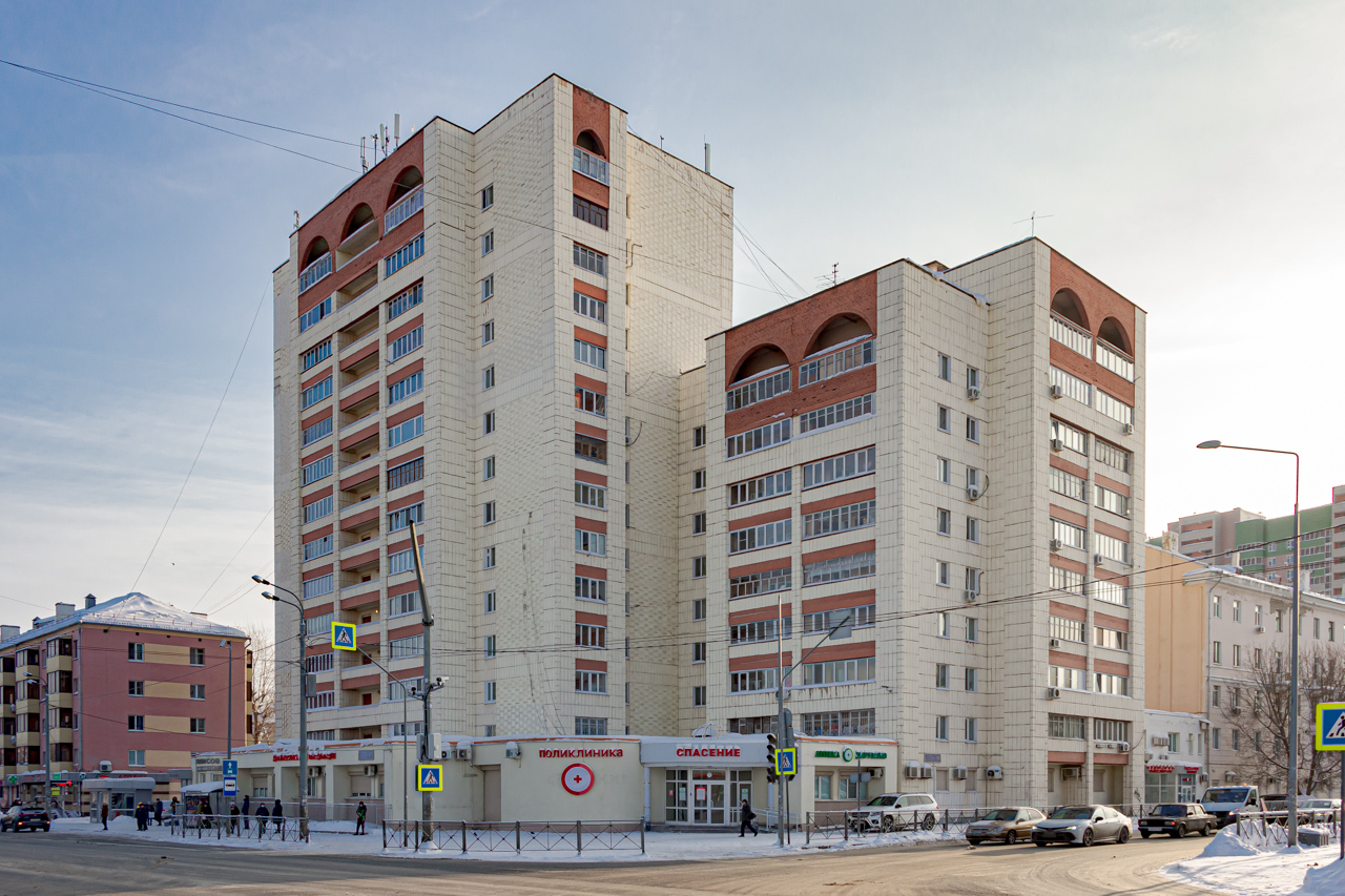 Казань, Улица Нурсултана Назарбаева, 47 / Улица Хади Такташа, 113 (1 подъезд); Улица Нурсултана Назарбаева, 47 / Улица Хади Такташа, 113 (2 подъезд)