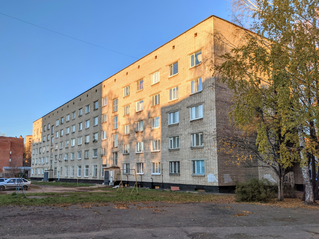 Глазов, Улица Луначарского, 8