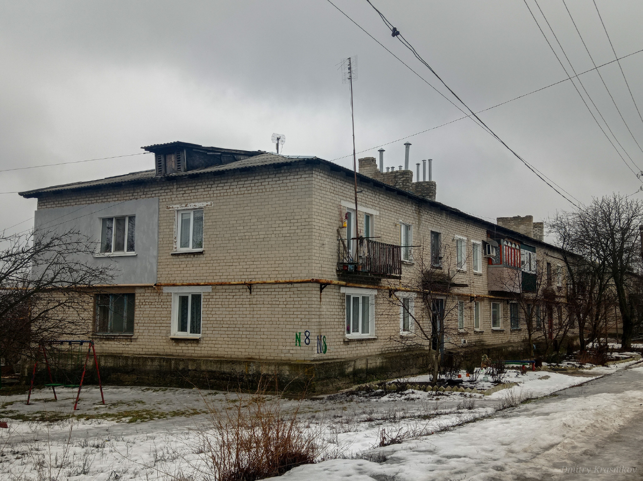 Северодонецкий район, прочие н.п., П. Лисичанский, Молодёжная улица, 8