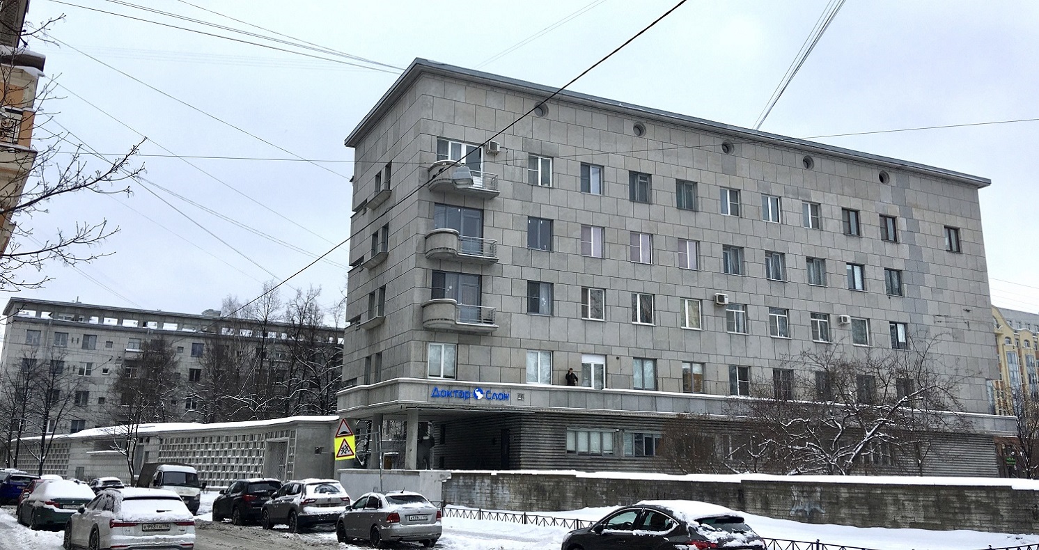 Petersburg, Набережная реки Карповки, 13