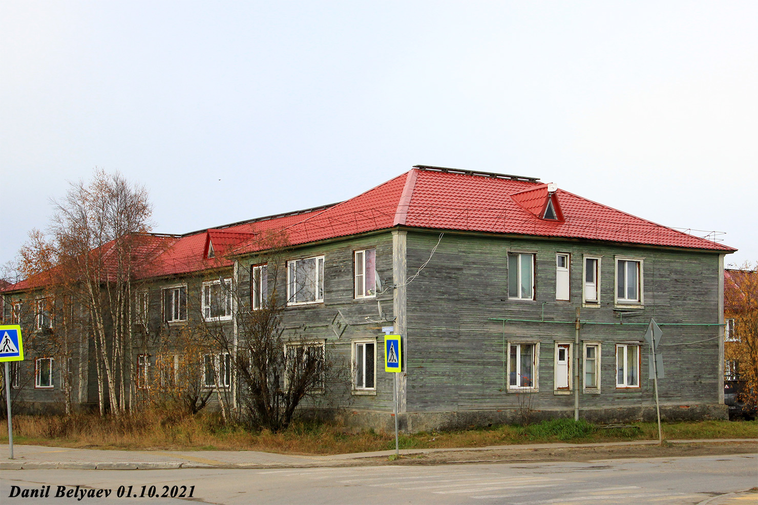 Нарьян-Мар, Октябрьская улица, 11