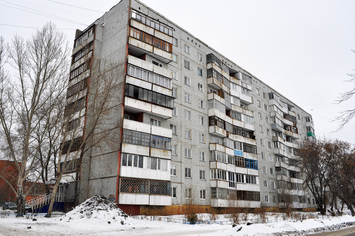 Омск, Улица Алексея Полторацкого, 47