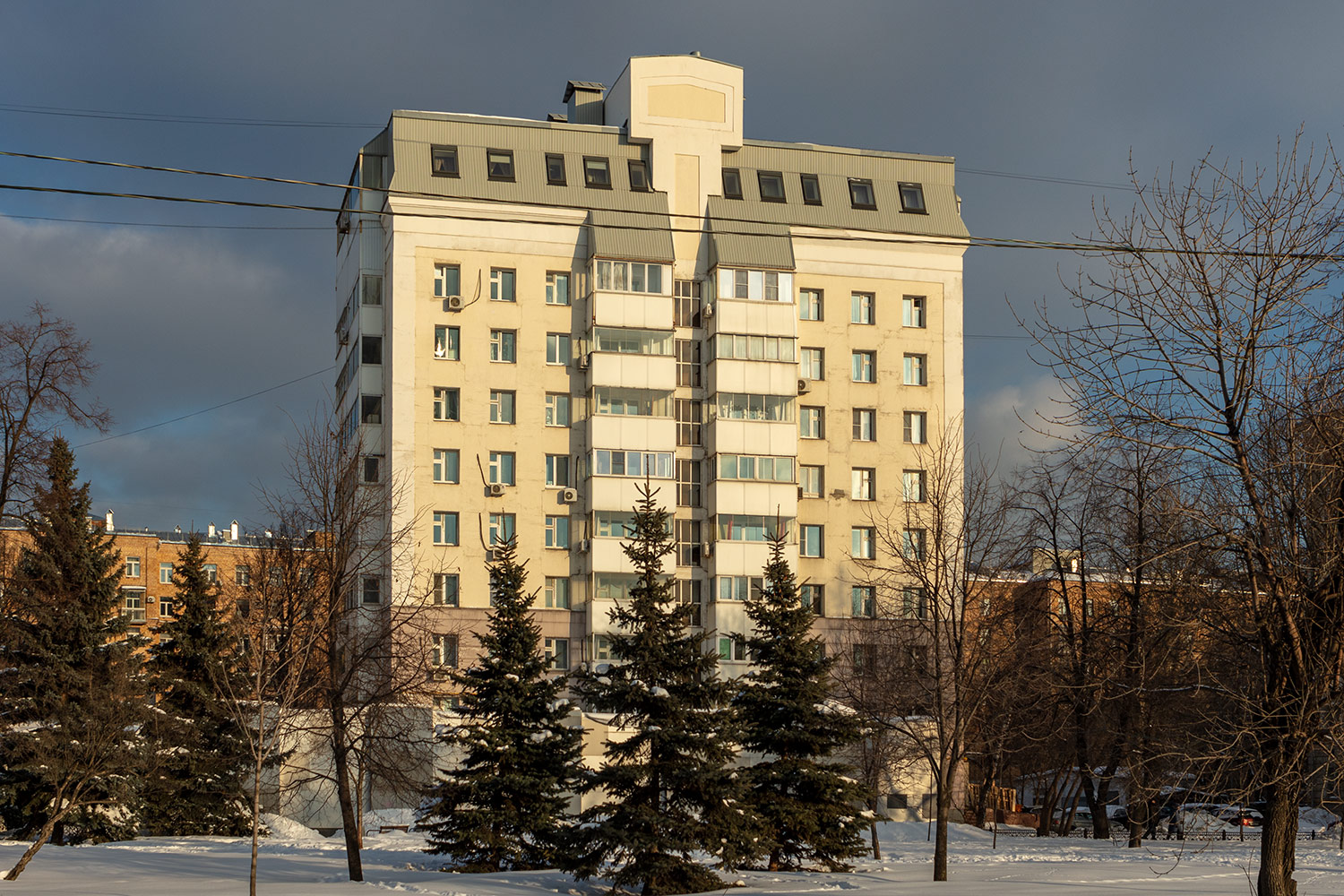 Москва, Краснохолмская набережная, 5-9