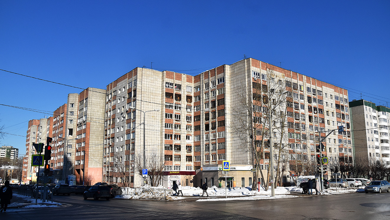 Пермь, Улица Советской Армии, 37; Проспект Декабристов, 22