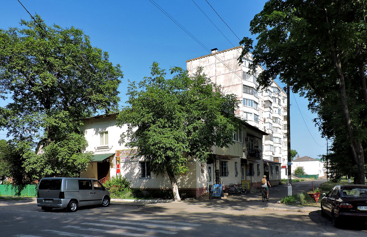 Карловка, Улица Полтавский Шлях, 60; Улица Полтавский Шлях, 60*; Улица Полтавский Шлях, 58