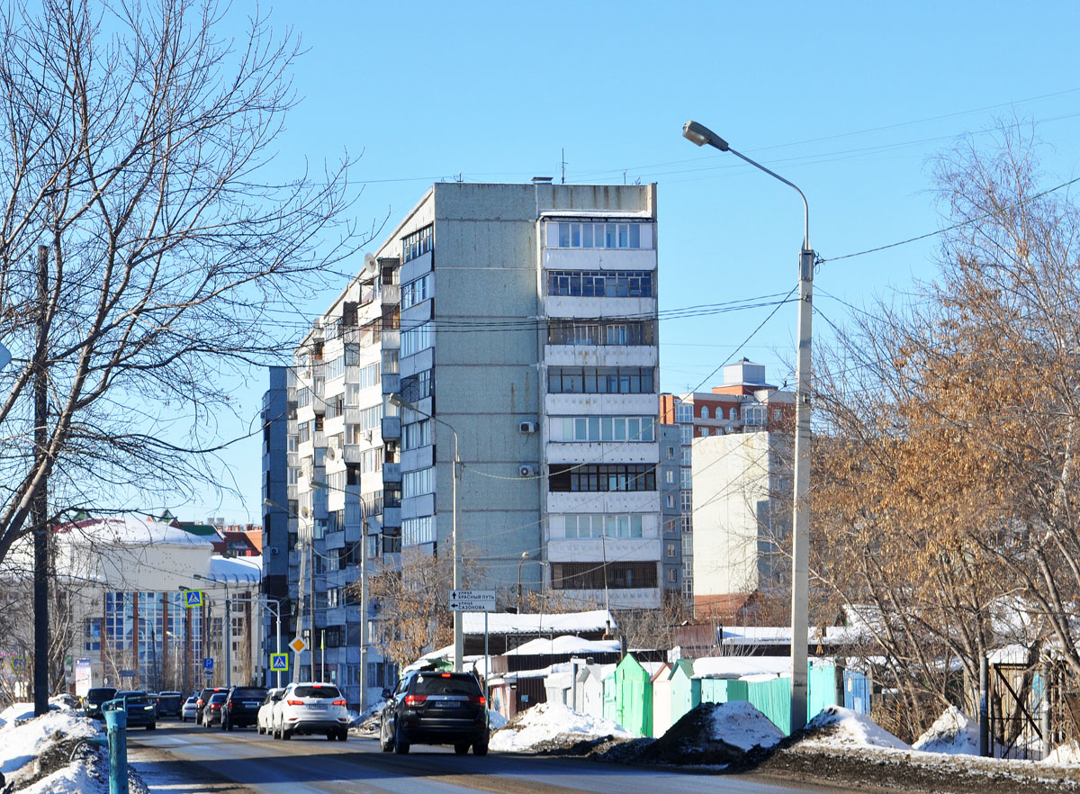 Омск, Кемеровская улица, 17