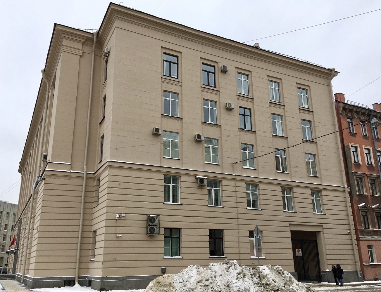 Санкт-Петербург, Тверская улица, 31 / Суворовский проспект, 62