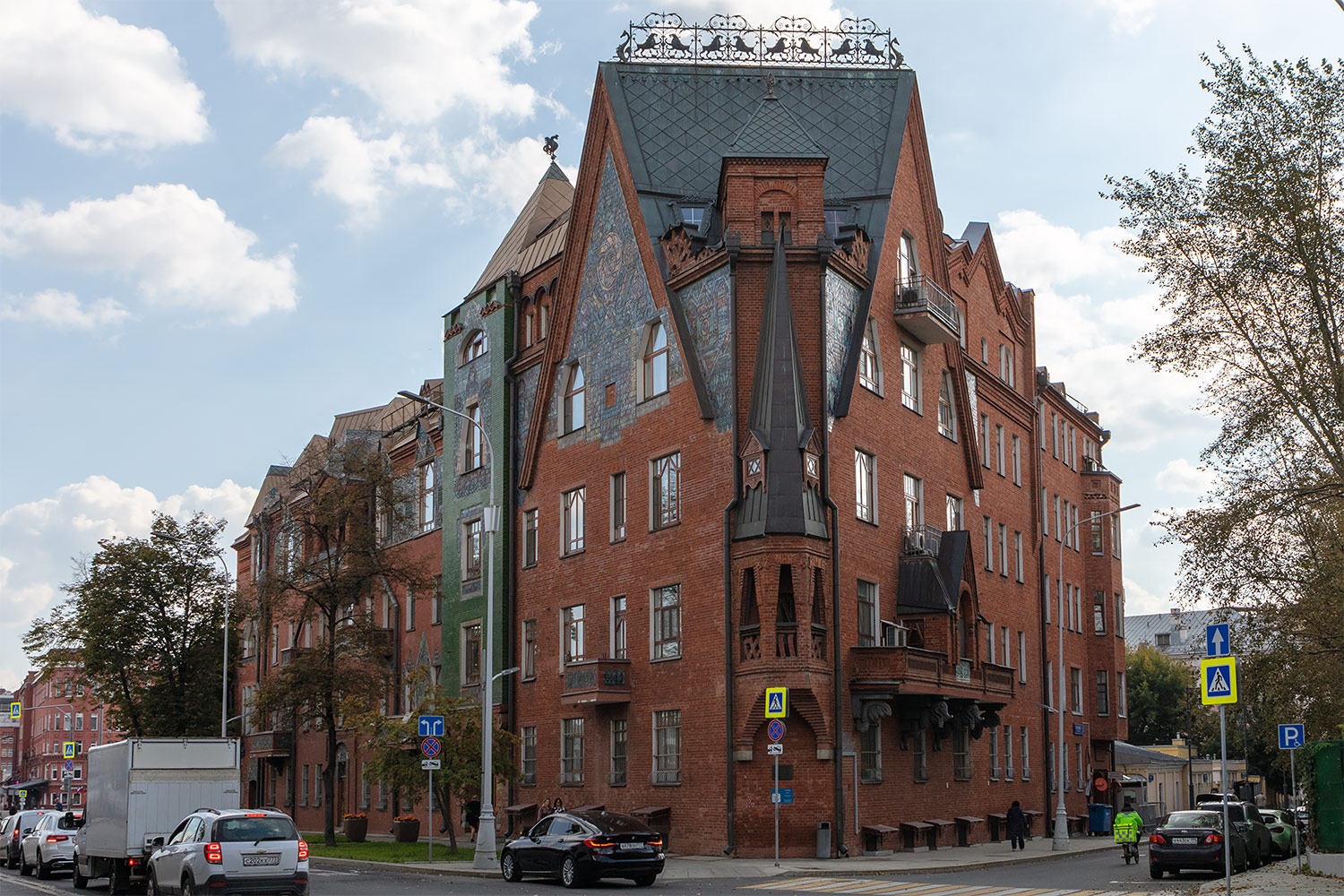 Moscow, Соймоновский проезд, 1
