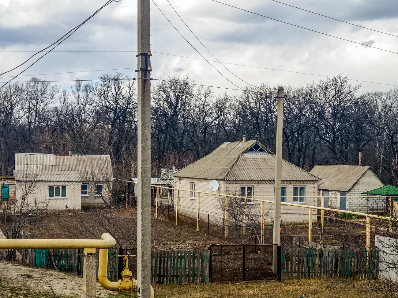 Северодонецкий район, прочие н.п., П. Синецкий, Майская улица, (?); П. Синецкий, Майская улица, (?)