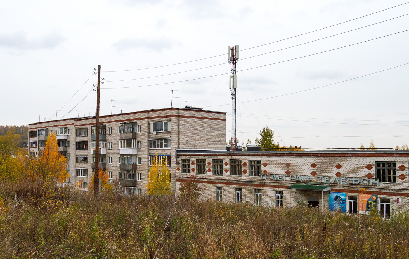 Дегтярск, Улица Гагарина, 15