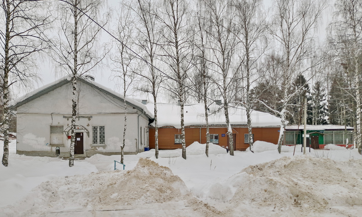 Семибратово, Улица Павлова, 3; Улица Павлова, 1