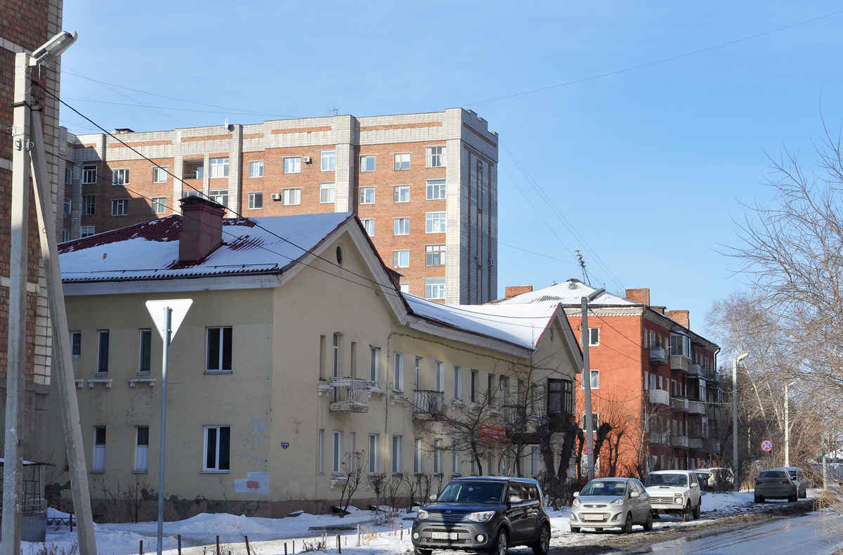 Омск, Тарская улица, 51; Тарская улица, 53