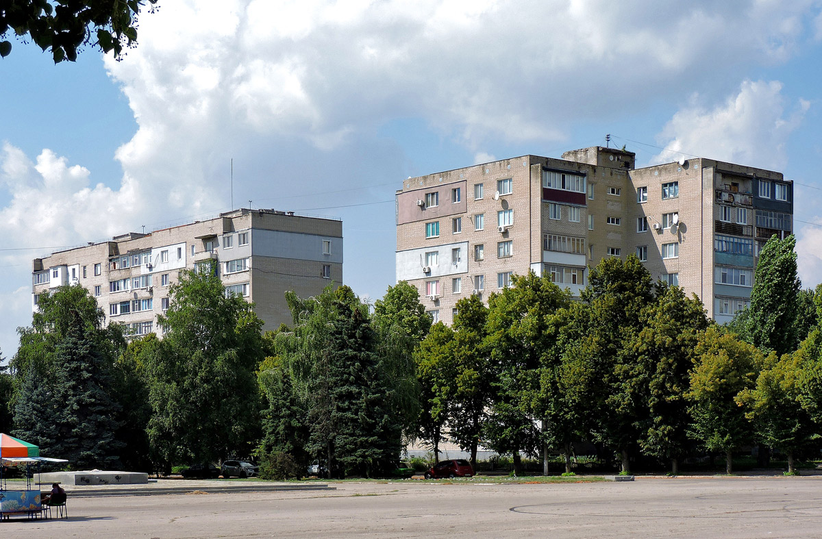 Лозовая, Улица Михаила Грушевского, 3; Улица Михаила Грушевского, 1