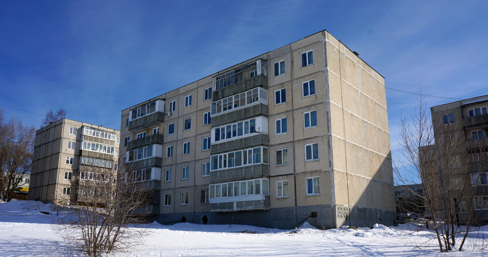 Добрянка, Улица Энергетиков, 5 / Улица Ветеранов Войны, 9
