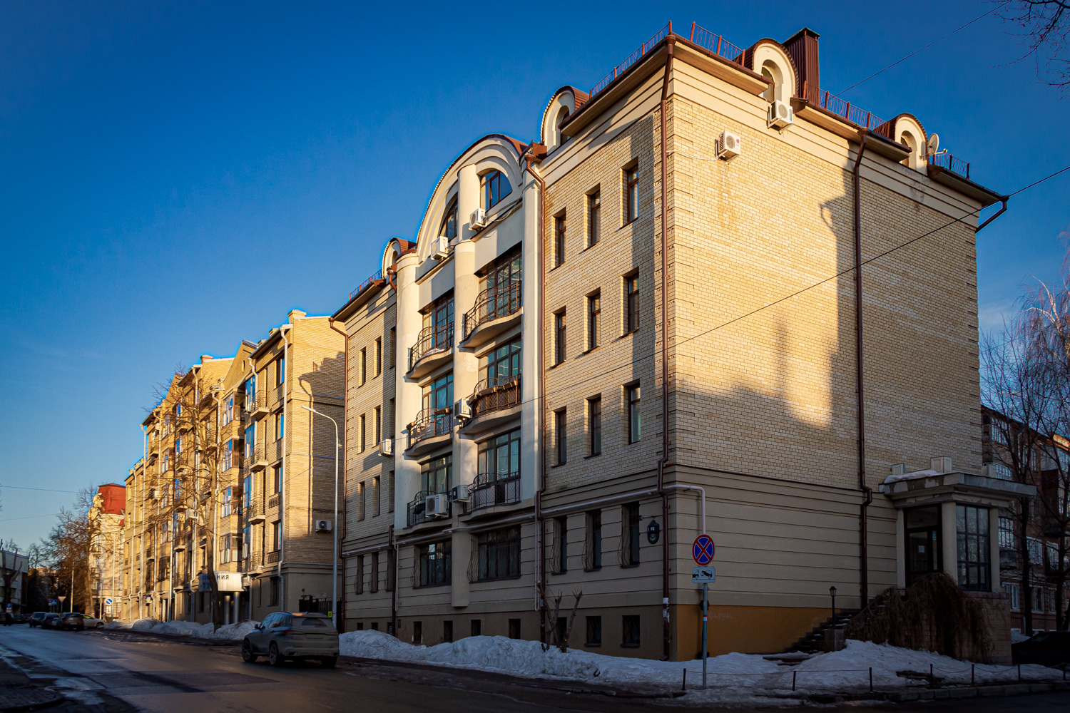 Казань, Улица Щапова, 14 / Улица Маяковского, 31; Улица Щапова, 12