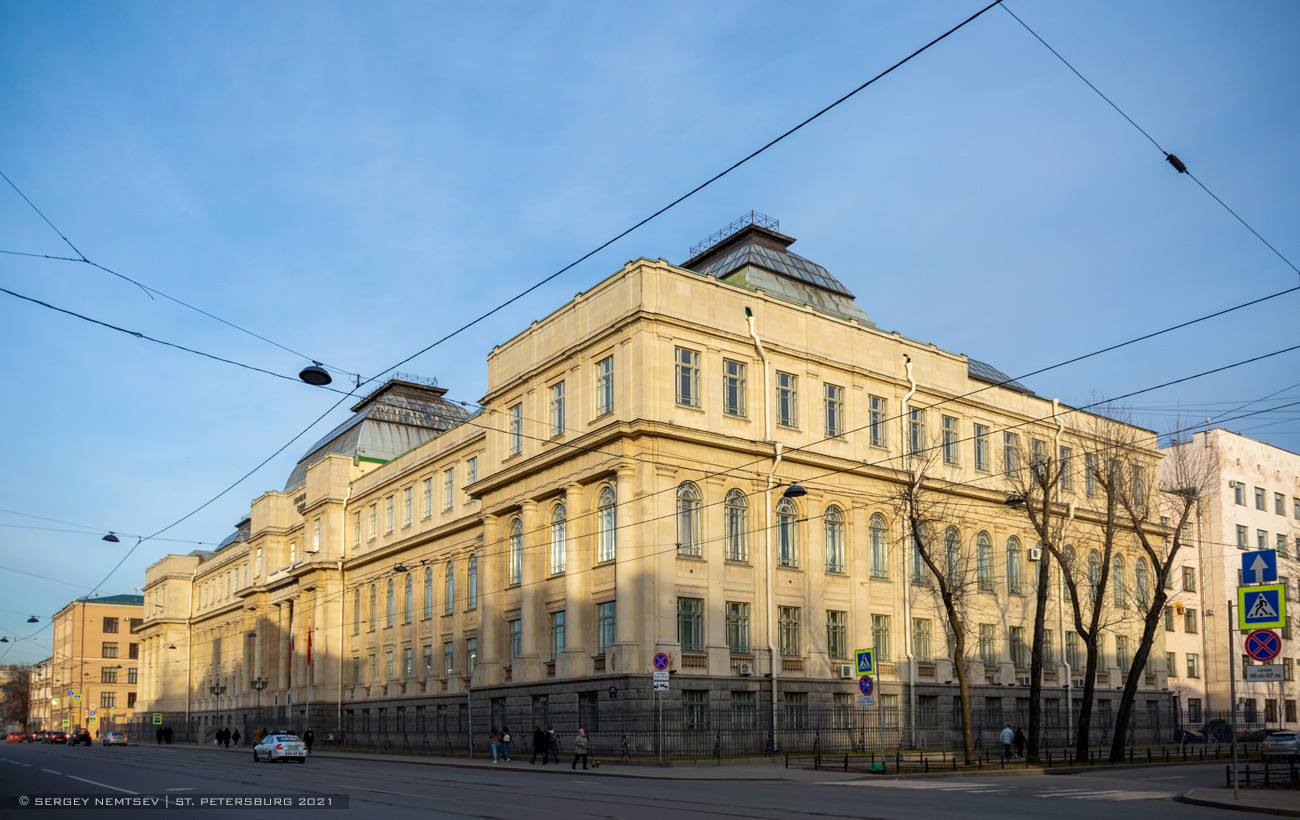 Petersburg, Средний проспект В. О., 74