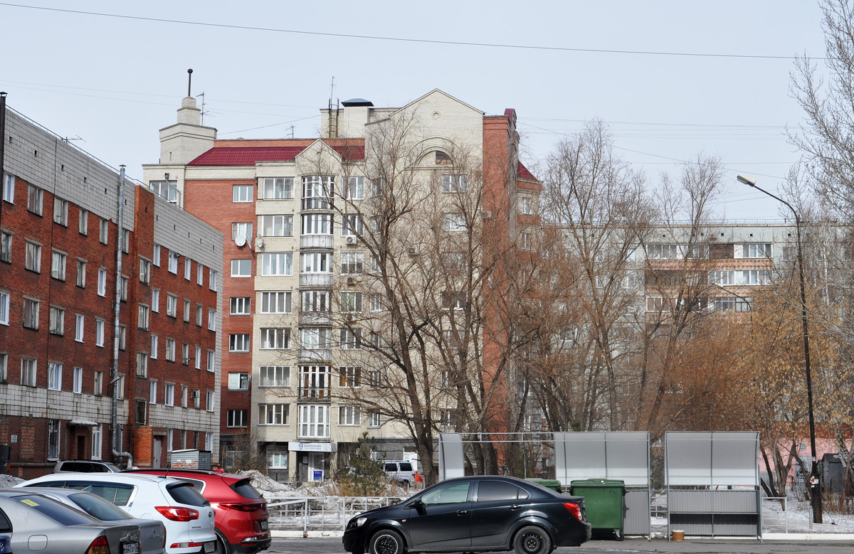 Омск, Иркутская улица, 68 корп. 1