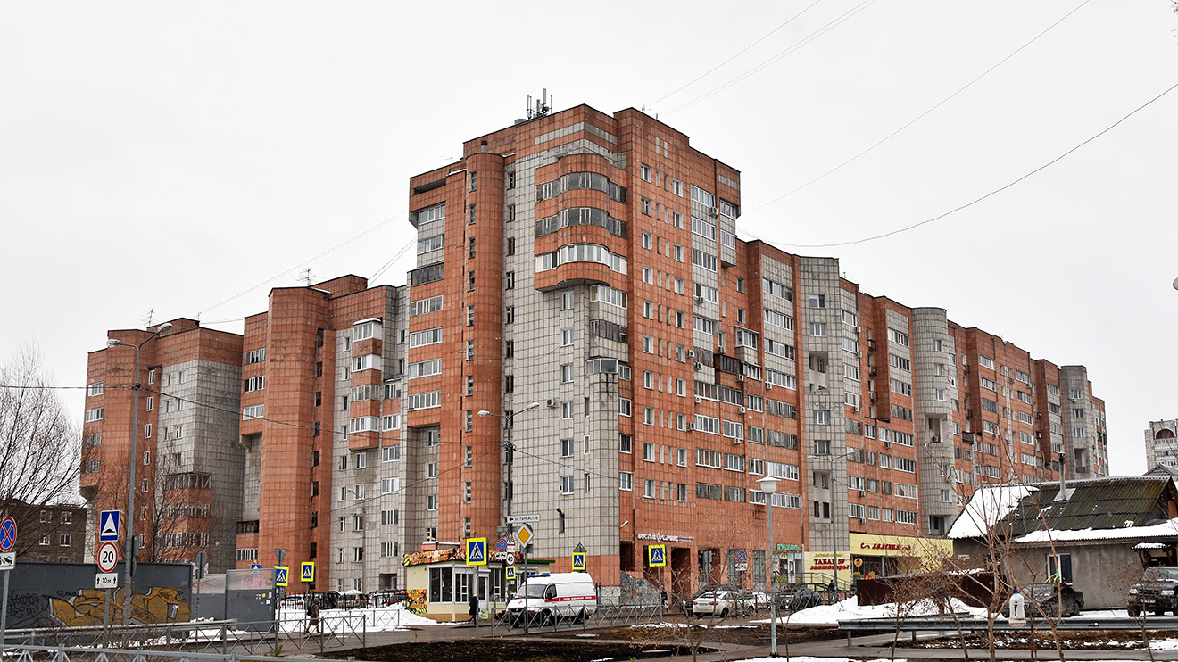 Perm, Улица Советской Армии, 37