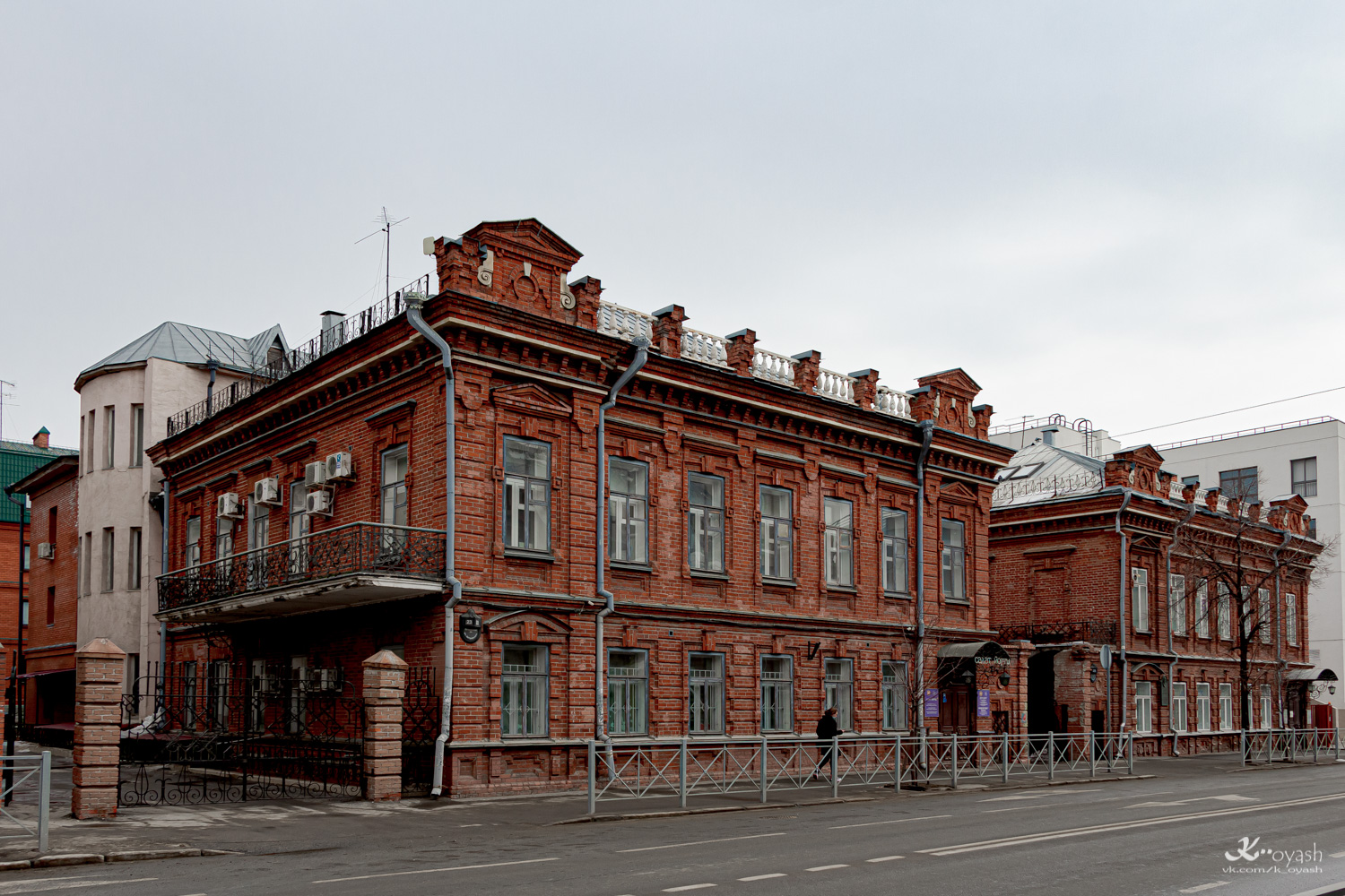 Казань, Улица Островского, 23; Улица Островского, 25