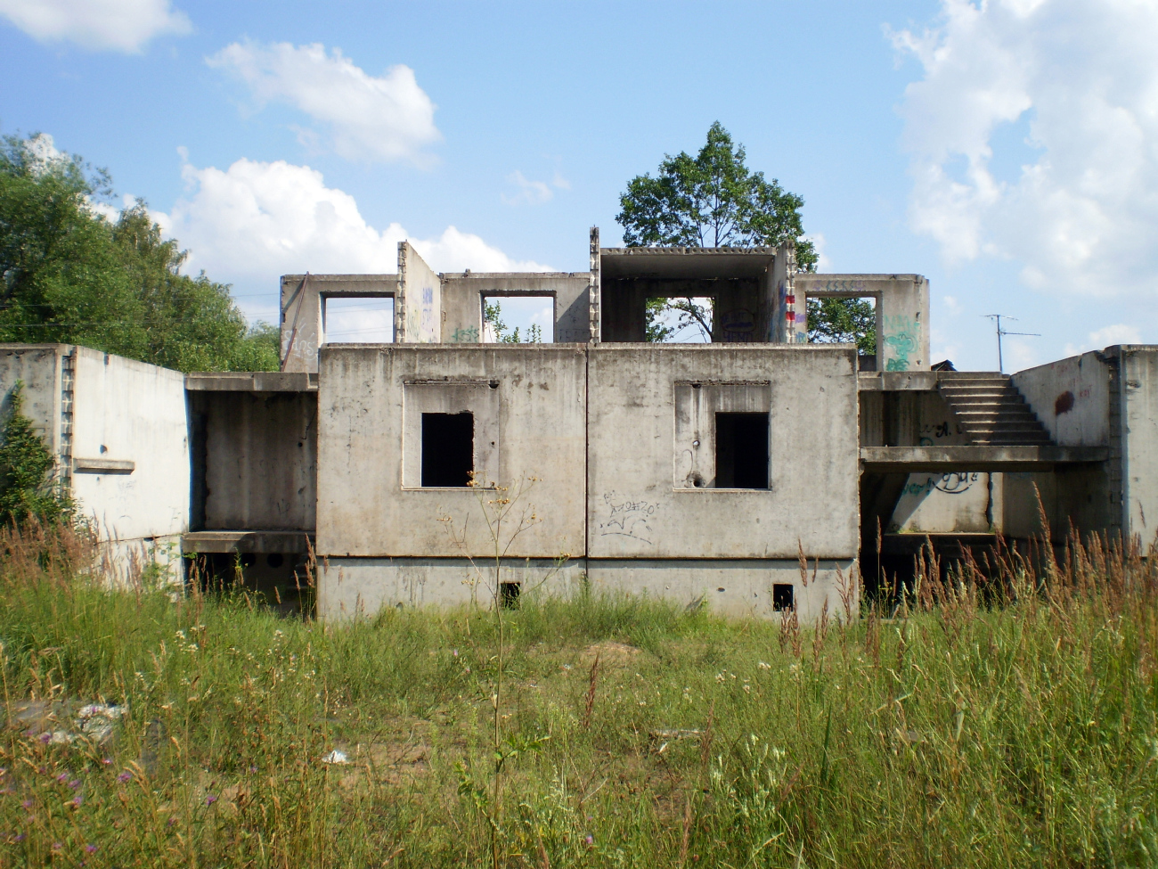 Пестово, Улица Серова, 5