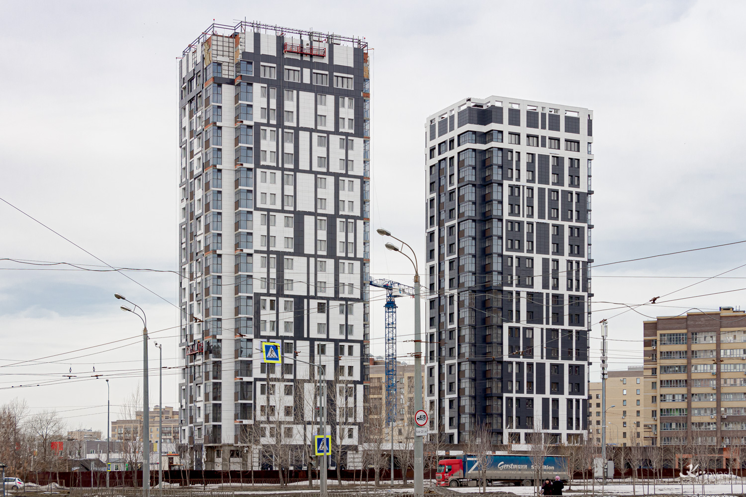 Казань, Улица Серова, 50 корп. 2; Улица Серова, 50 корп. 1