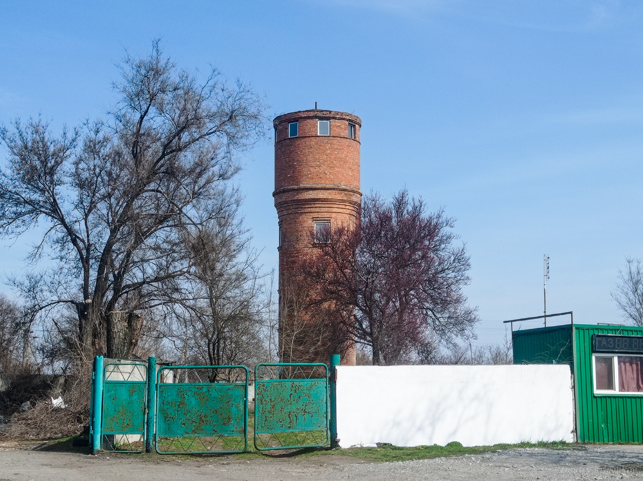 Петриковка, Проспект Петра Калнышевского, 2*