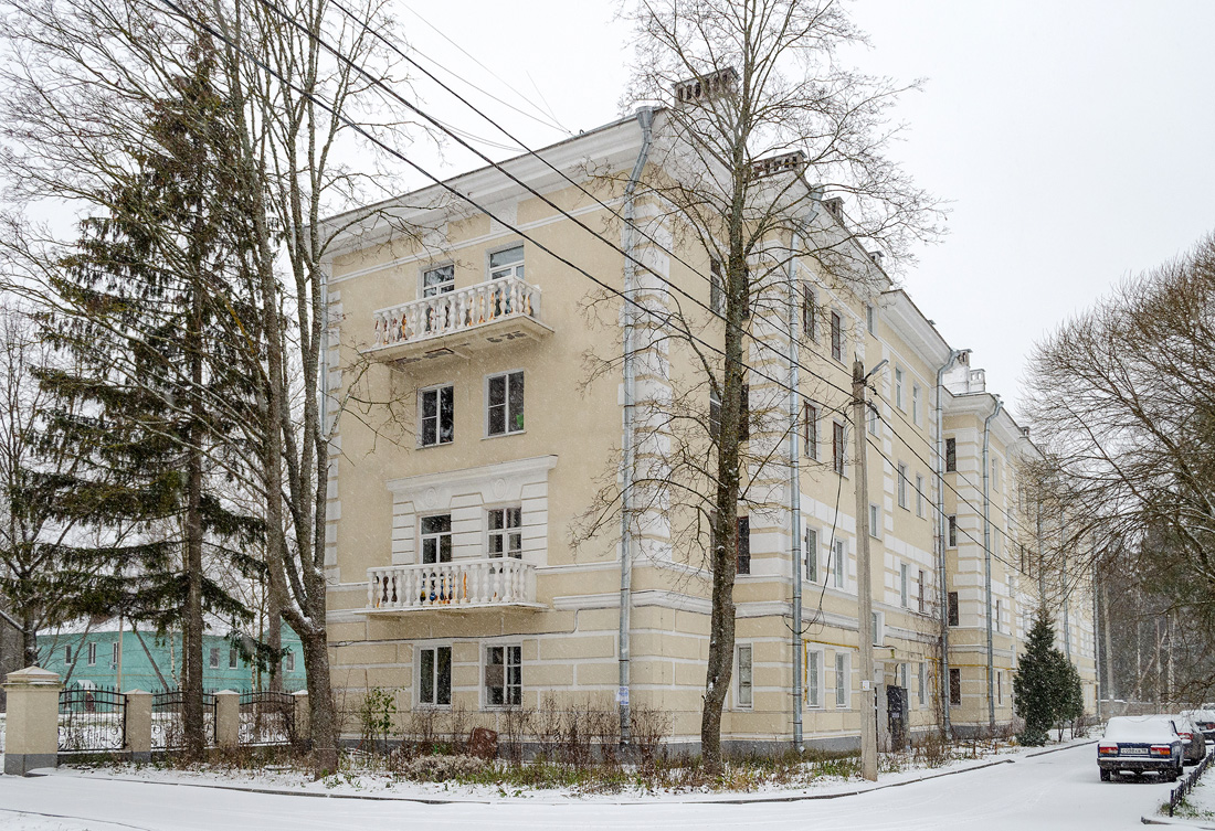 Gatchina, Красноармейский проспект, 19