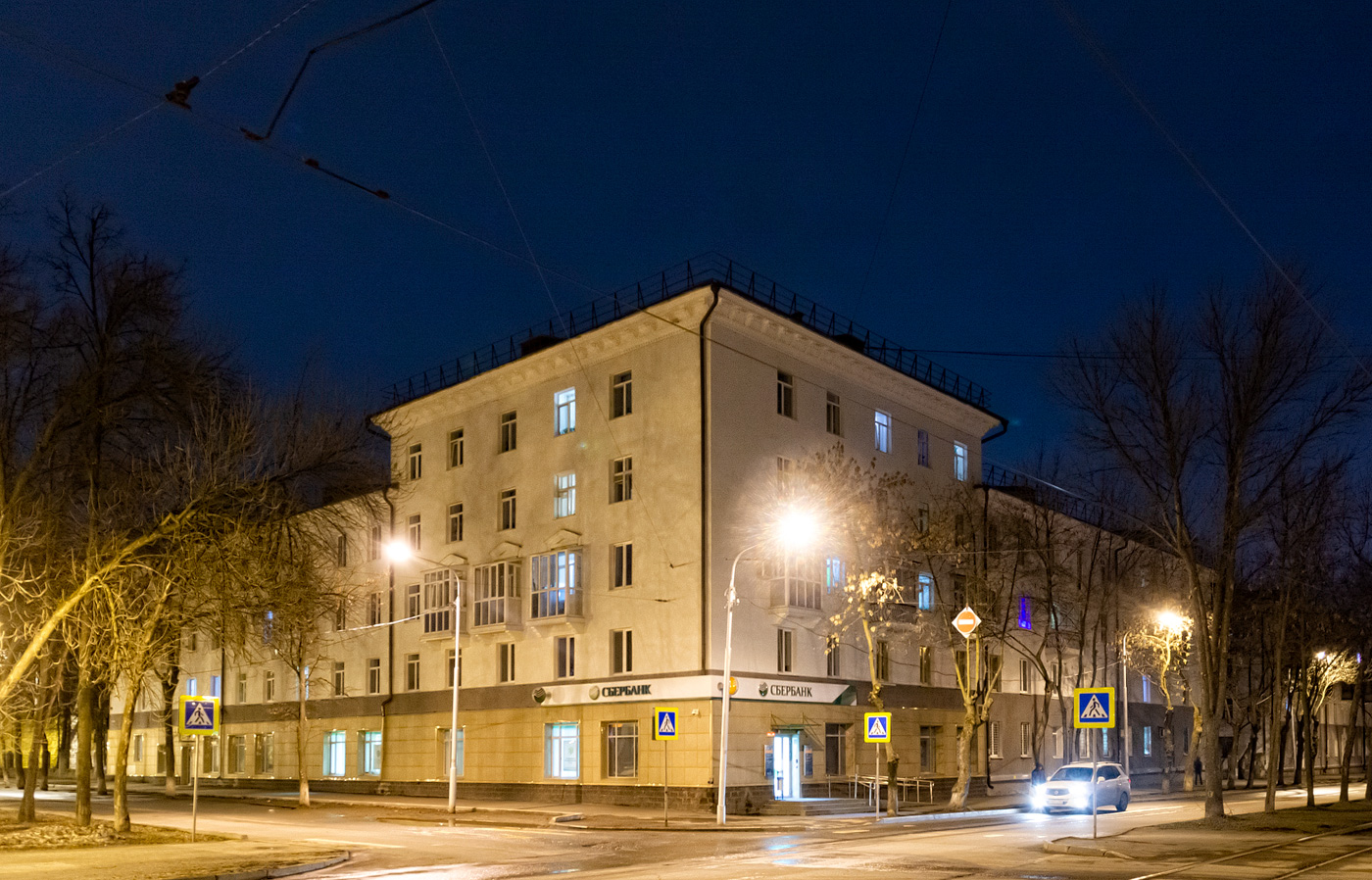 Ufa, Первомайская улица, 10 / Кольцевая улица, 18