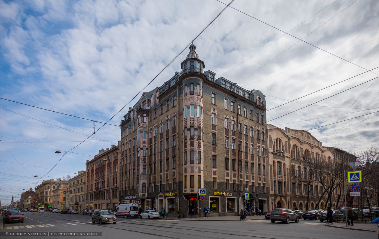 Санкт-Пецярбург, Средний проспект В. О., 56