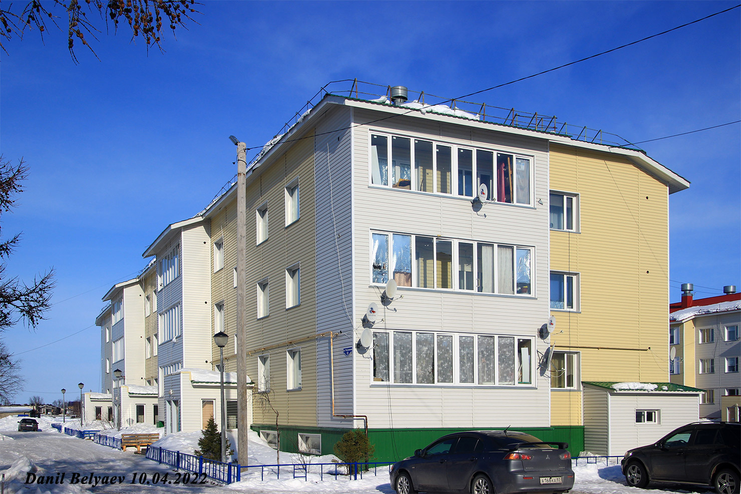 Искателей, Улица Россихина, 13