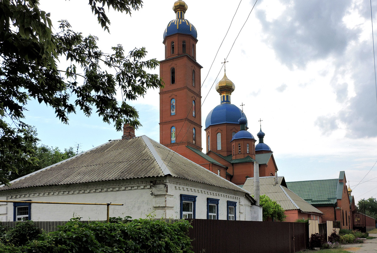 Лозовая, Благовещенская улица, 26; Благовещенская улица, 24; Благовещенская улица, 20