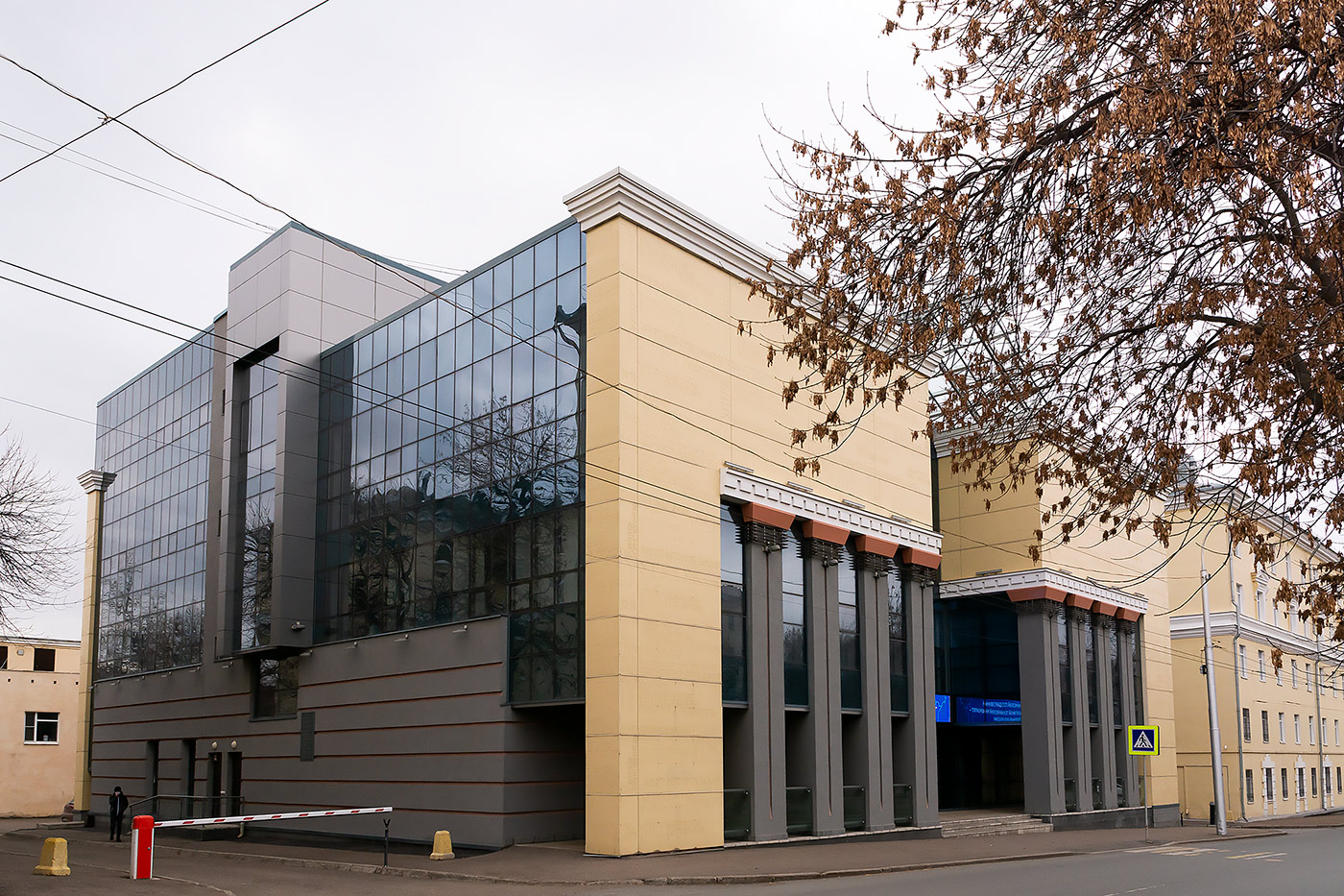 Уфа, Улица Космонавтов, 4