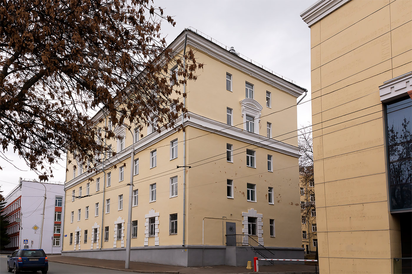 Уфа, Улица Космонавтов, 6