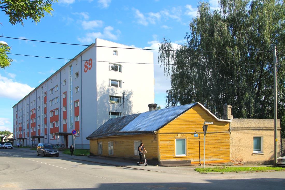 Тарту, Pärna, 33; Jaama, 89