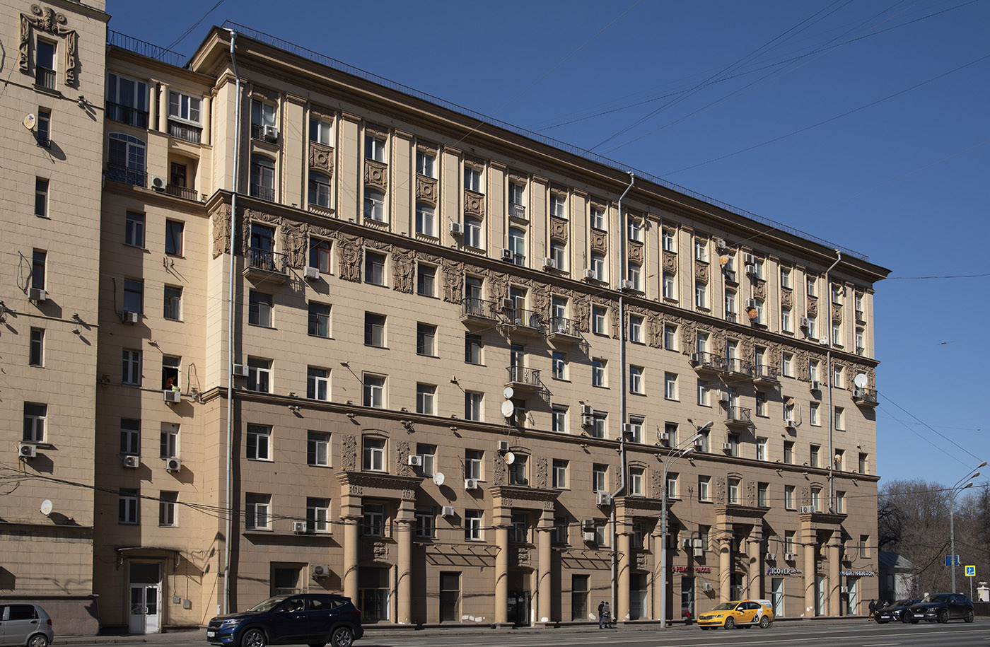 Москва, Ленинский проспект, 30
