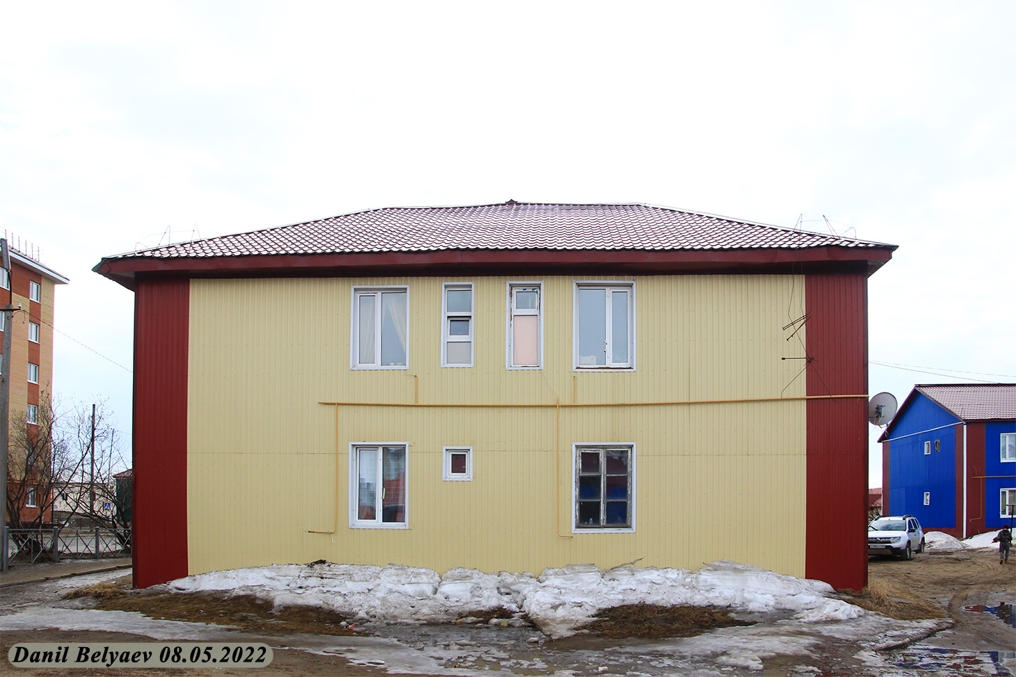 Naryan-Mar, Пионерская улица, 12 / Октябрьская улица, 21