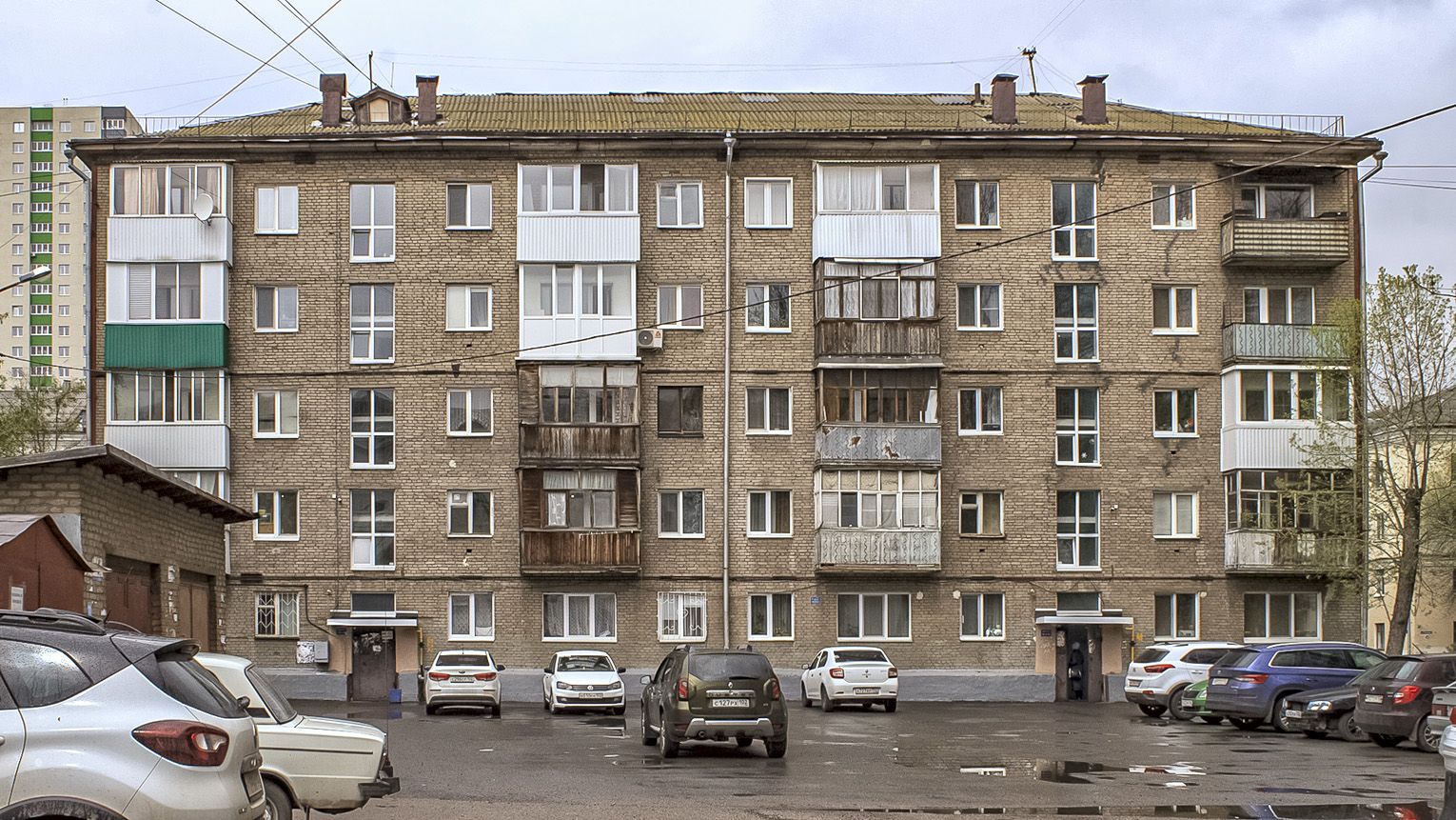 Ufa, Кольцевая улица, 30 / Улица Мира, 41