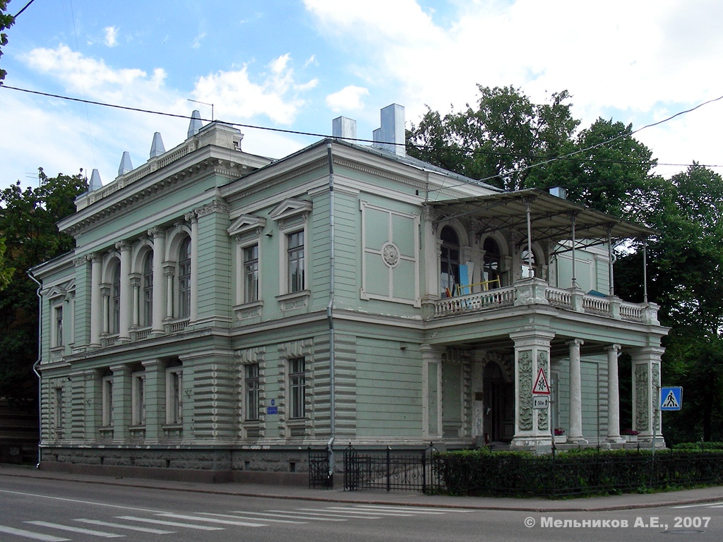Выборг, Крепостная улица, 35
