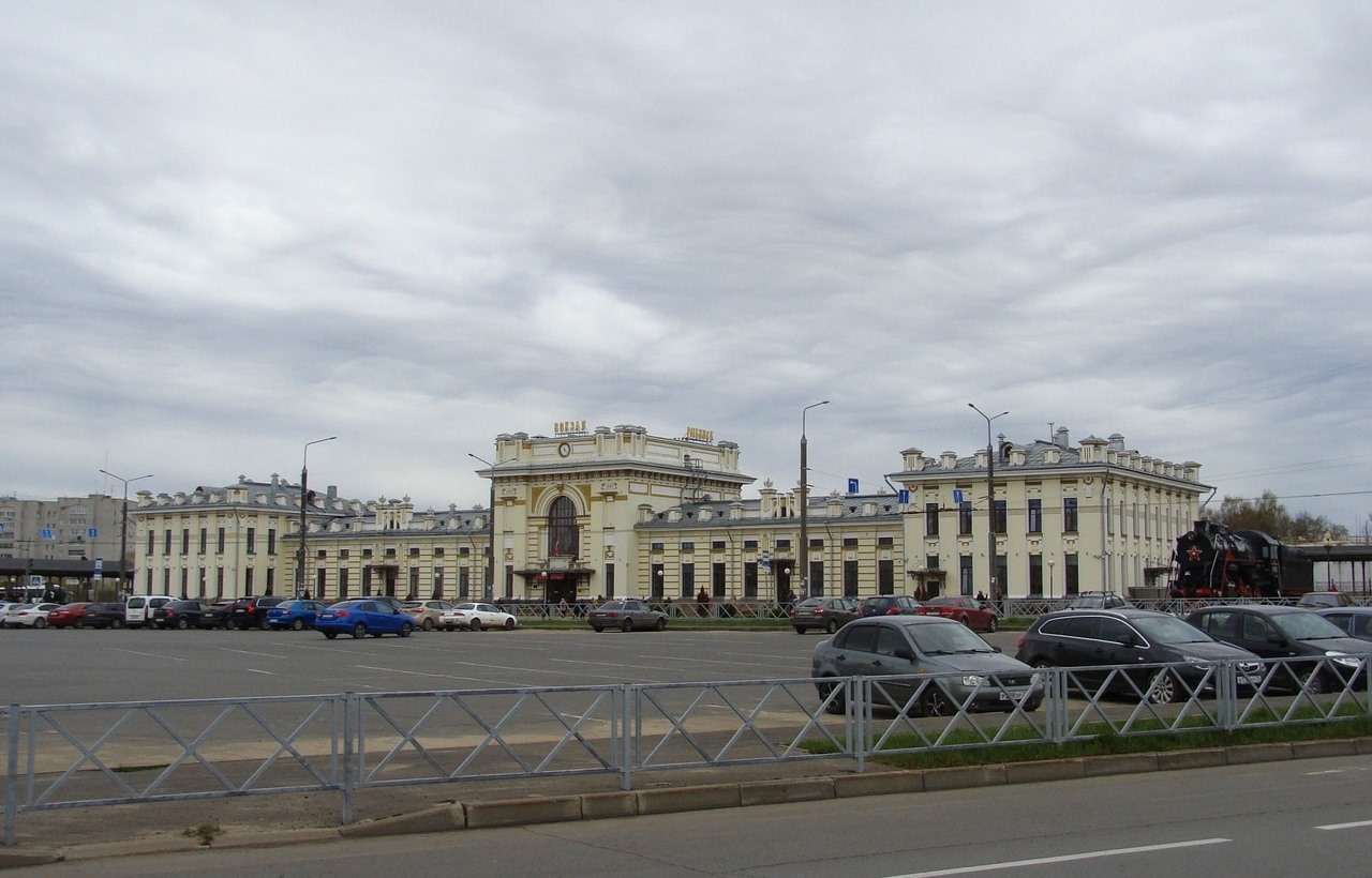 Рыбинск, Вокзальная улица, 1
