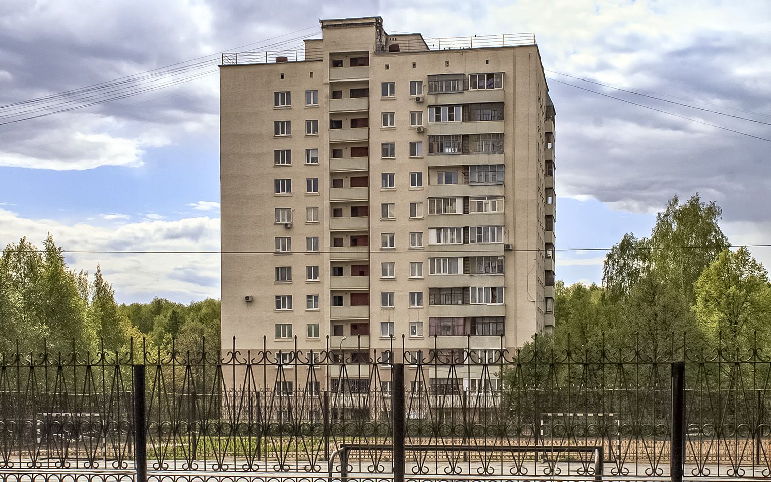 Уфа, Улица Комарова, 18/1