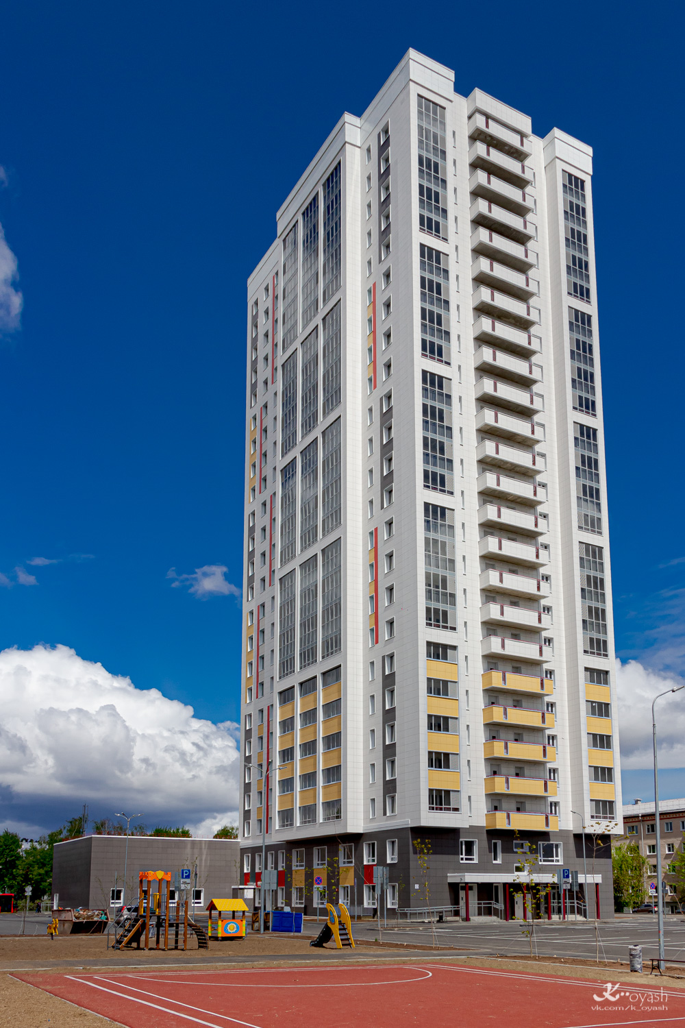Kasan, Бирюзовая улица, 1