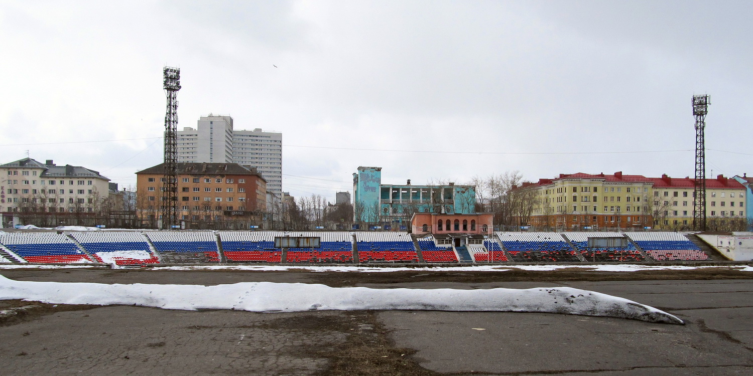 Мурманск, Проспект Ленина, 86; Ленинградская улица, 25 / Улица Профсоюзов, 9; Ленинградская улица, 26; Улица Челюскинцев, 1; Улица Профсоюзов, 1; Улица Профсоюзов, 1 / Улица Коминтерна, 15