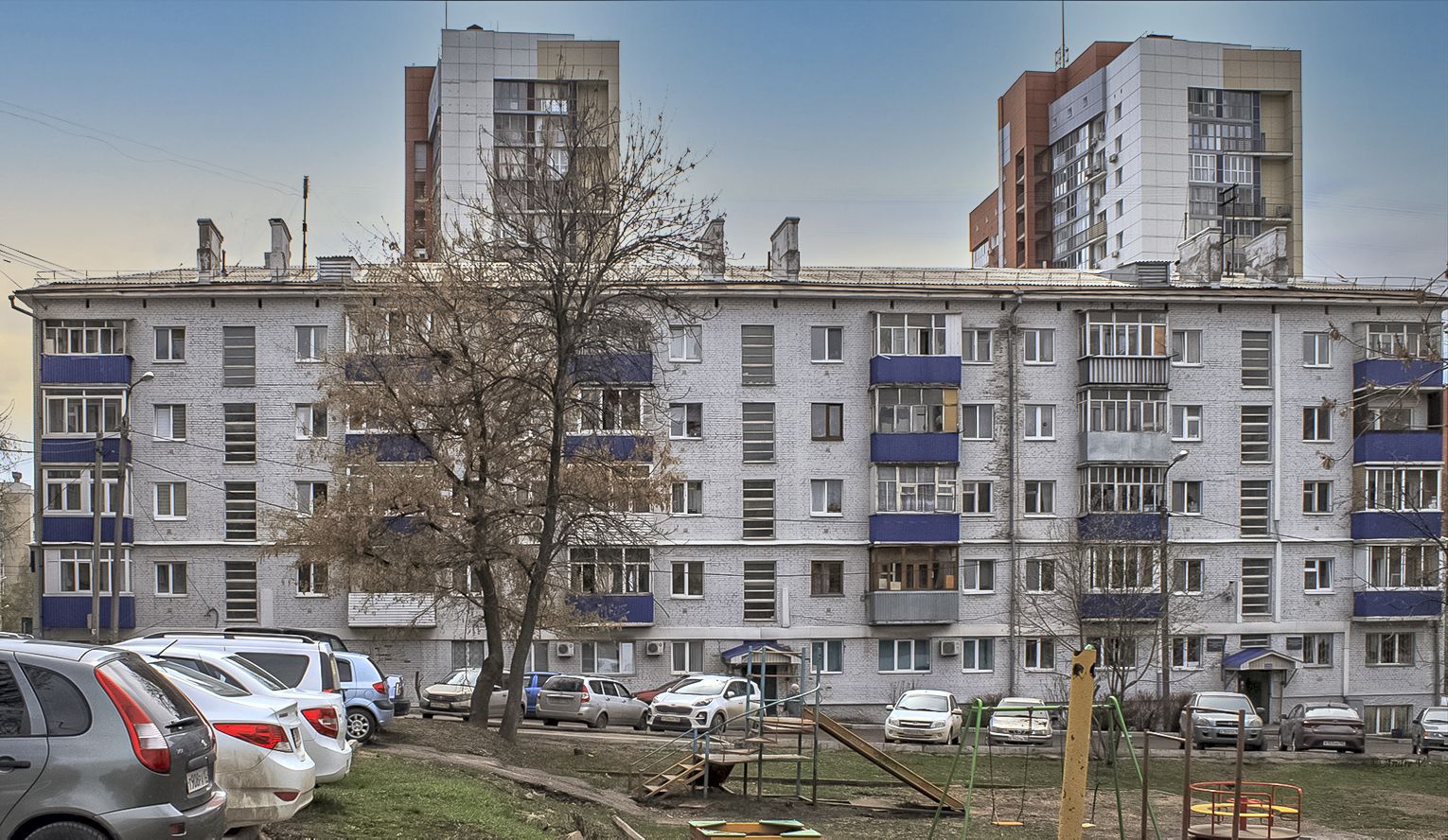 Уфа, Революционная улица, 131; Революционная улица, 68; Революционная улица, 70