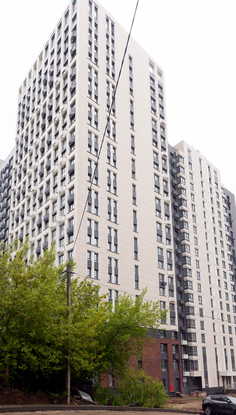 Уфа, Коммунистическая улица, 98/1