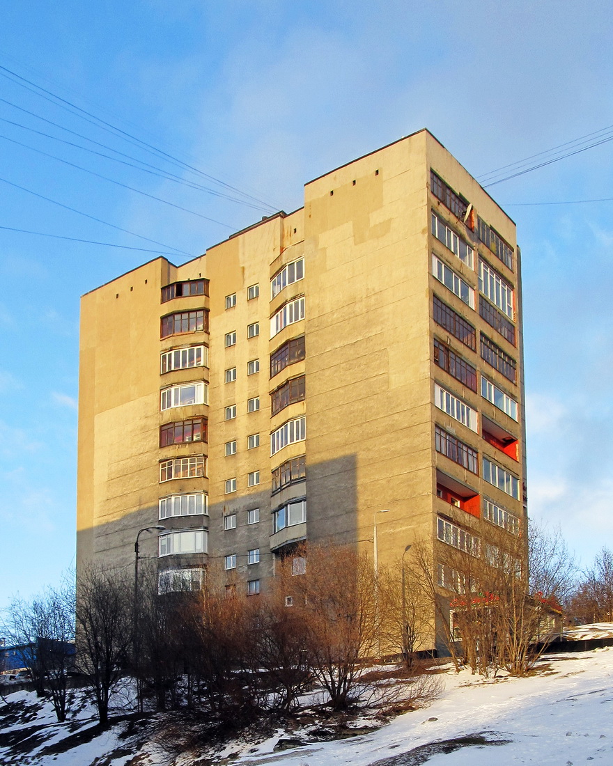 Мурманск, Улица Воровского, 20